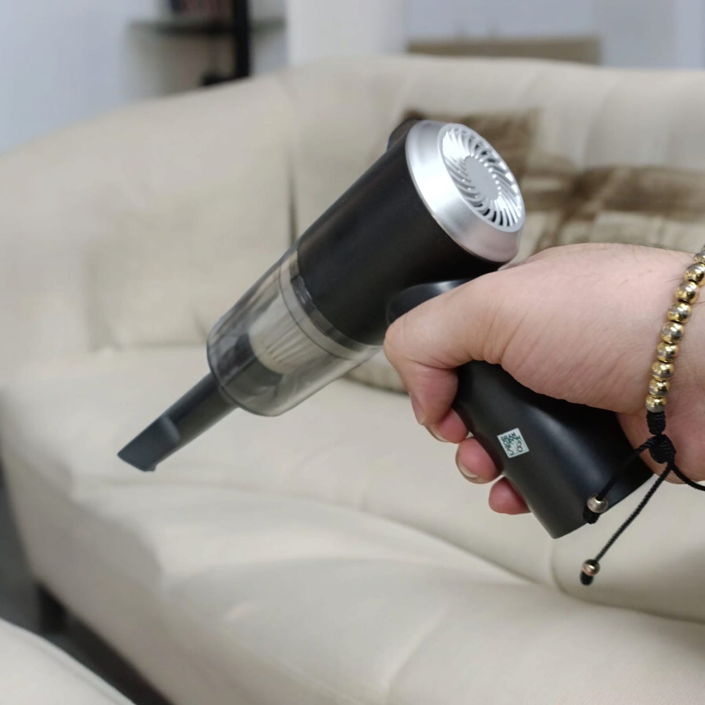 MINI ASPIRADORA RECARGABLE